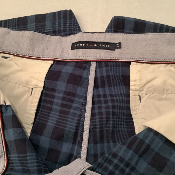 Tommy Hilfiger shorts - Picture 5 of 8